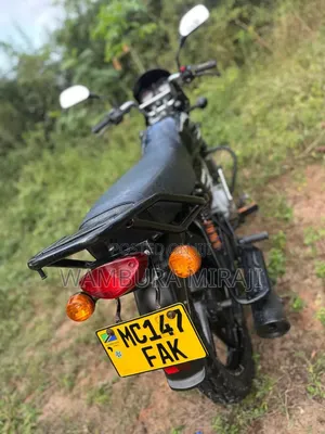 Bajaj Boxer 125 2025