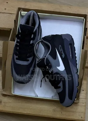 5 Colours Airmax Original Men's Leather Shoes or Footwears