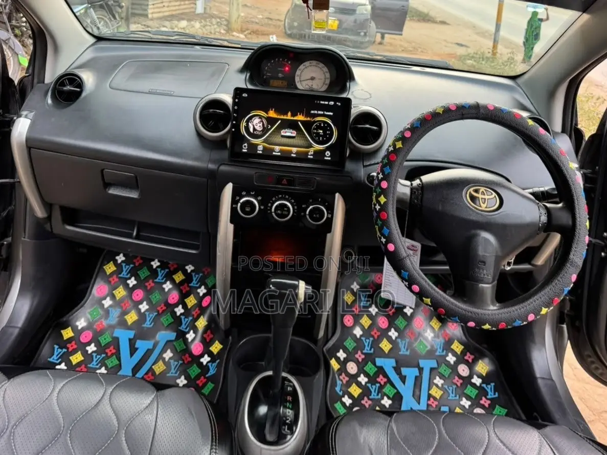 Toyota IST 2005 Gray
