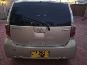 Toyota Passo 2007 Silver