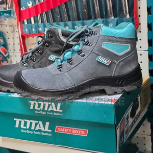 Safety Boots – Industrial Safety Footwear