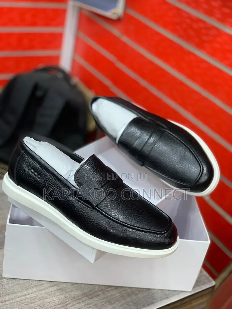 Simple Elite Shoe's