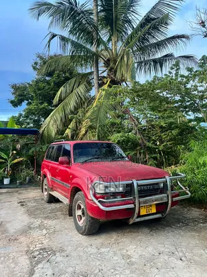 Toyota Land Cruiser 1995 Red