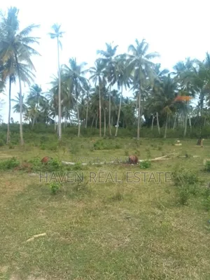 Viwanja Vinauzwa Mwera Zanzibar