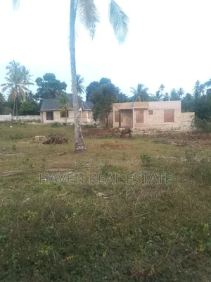Viwanja Vinauzwa Mwera Zanzibar