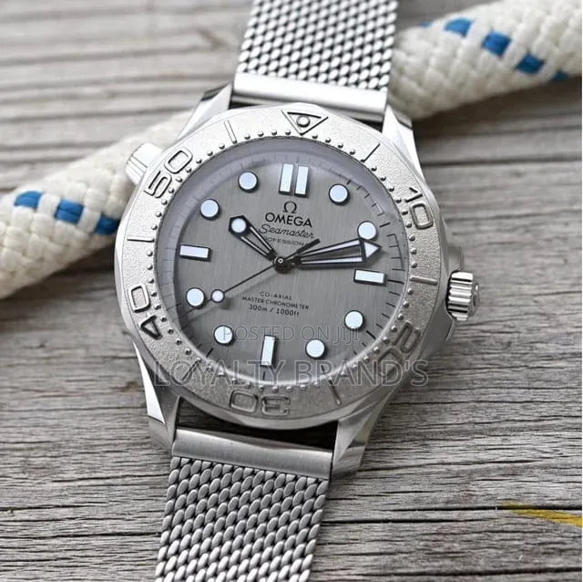 Omega
James Bond
Quarts