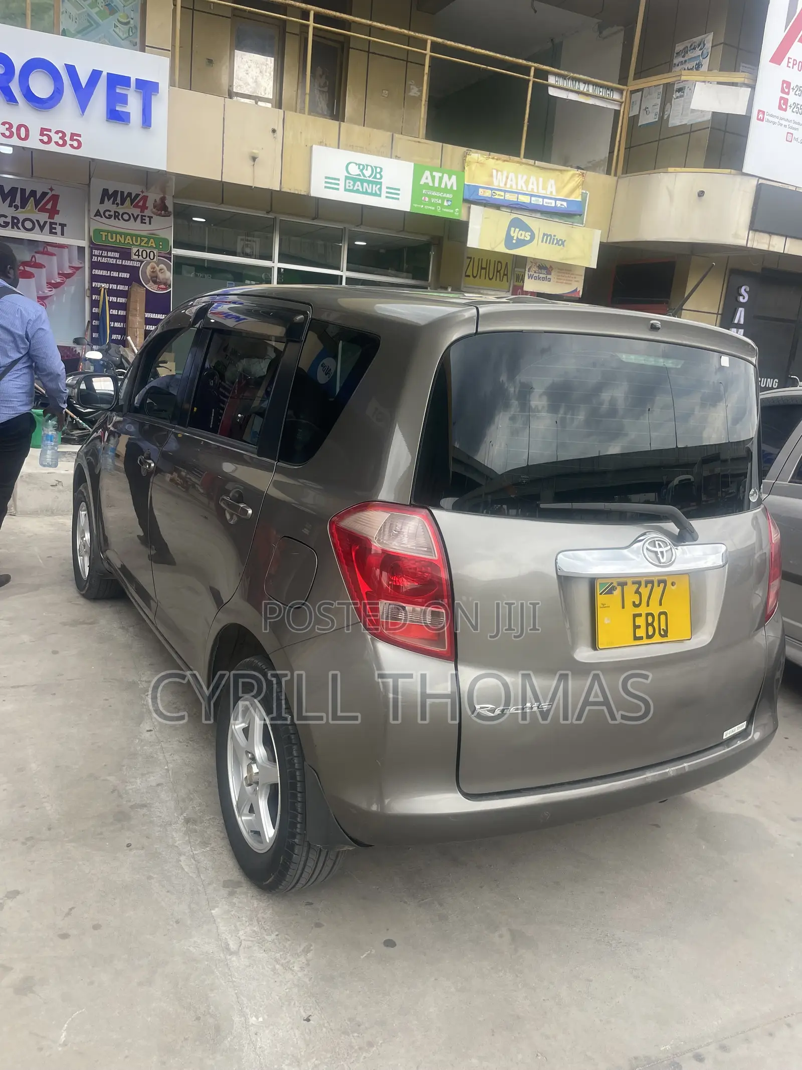Toyota Ractis 2006 Gray