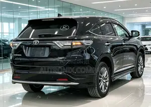 Toyota Harrier 2015