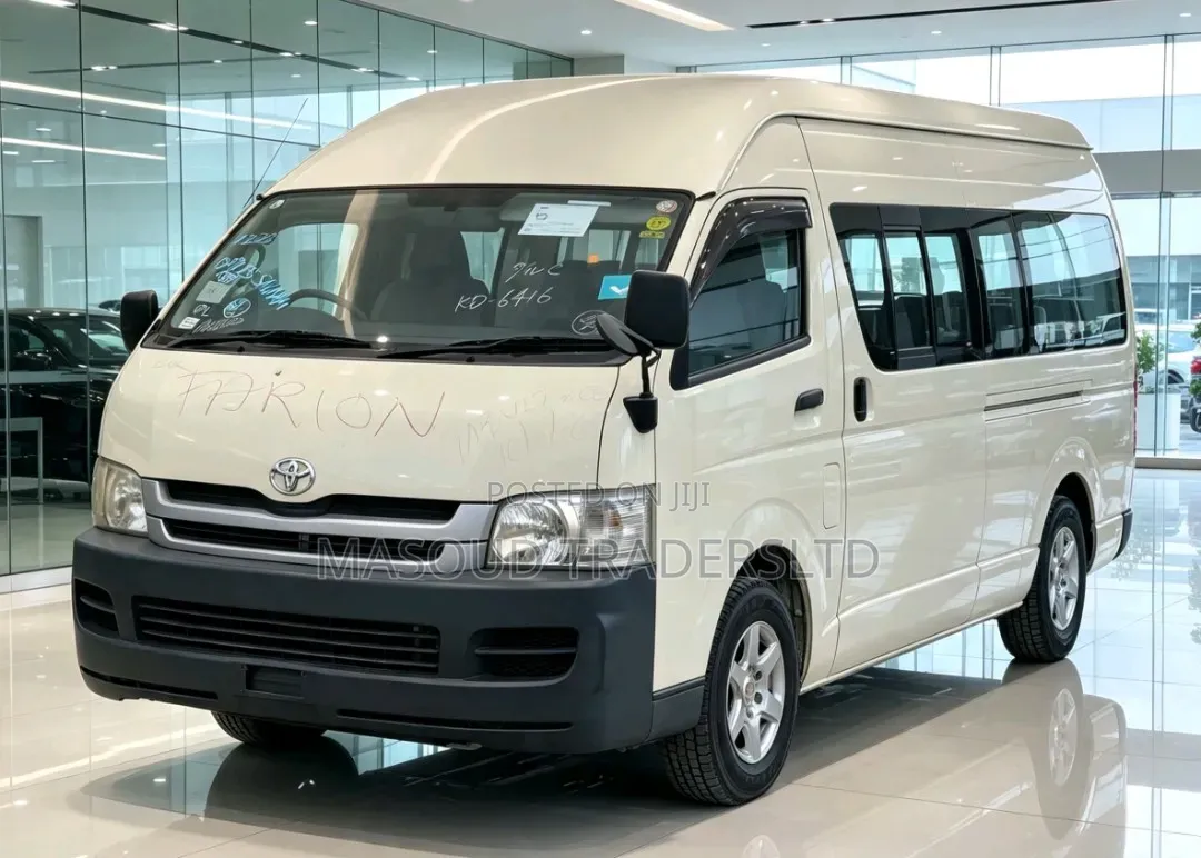 Toyota Quantum 2012