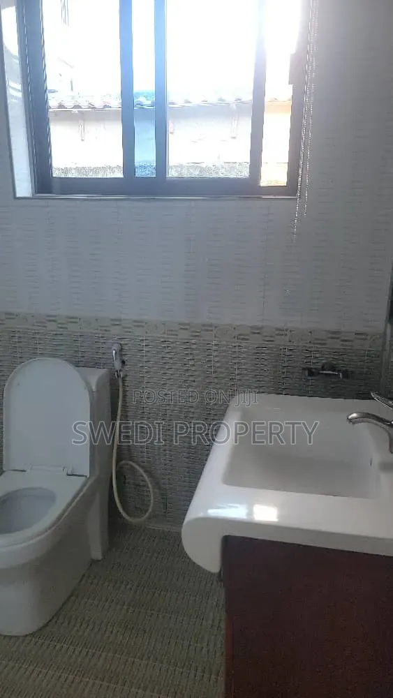 3bdrm Villa for Rent in Mikocheni