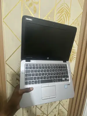 Laptop HP EliteBook 820 G3 8GB Intel Core i5 SSD 256GB