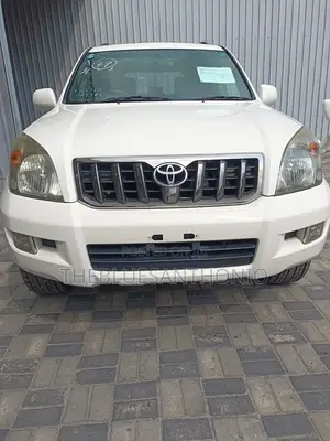 Toyota Land Cruiser Prado 2006 White