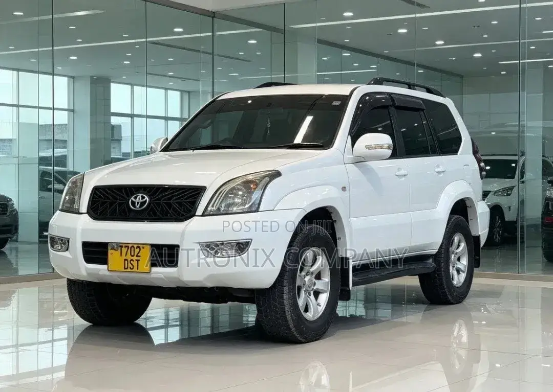 Toyota Land Cruiser Prado 2008 White