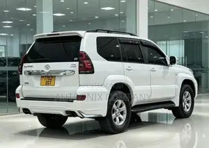 Toyota Land Cruiser Prado 2008 White