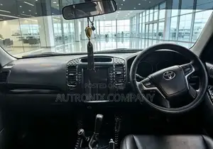 Toyota Land Cruiser Prado 2008 White