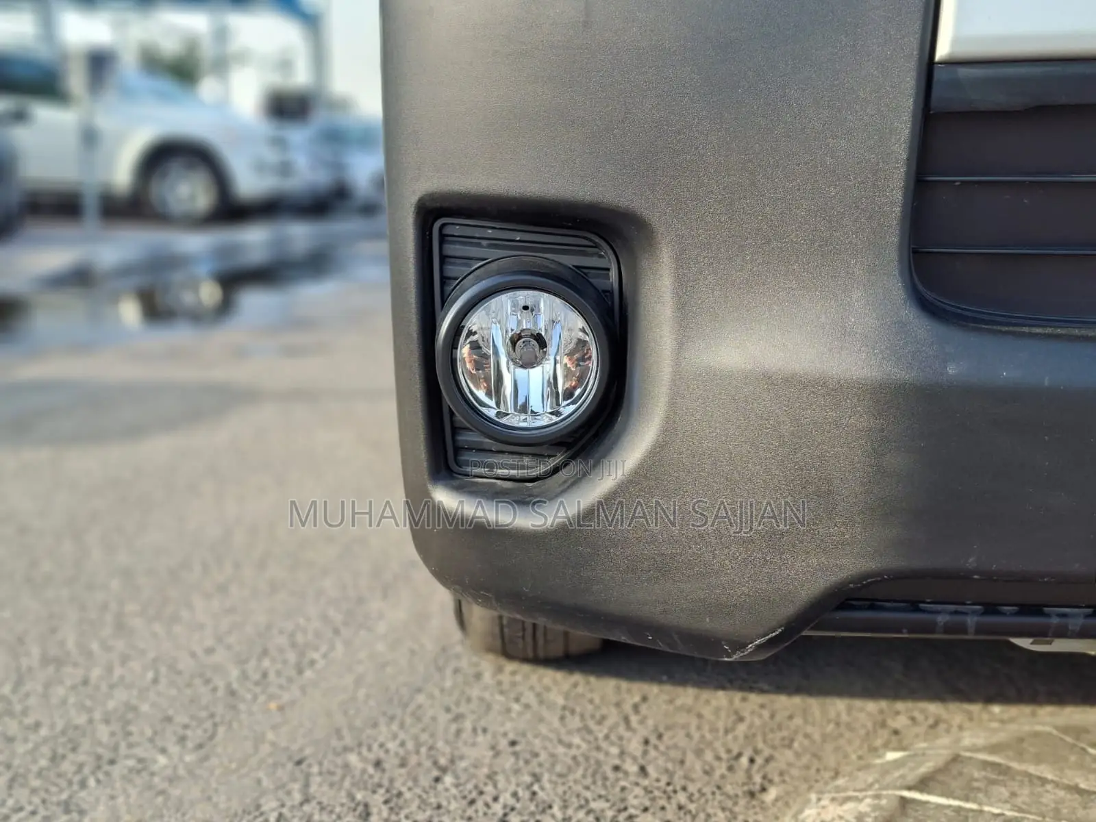 Toyota HiAce 2015 White