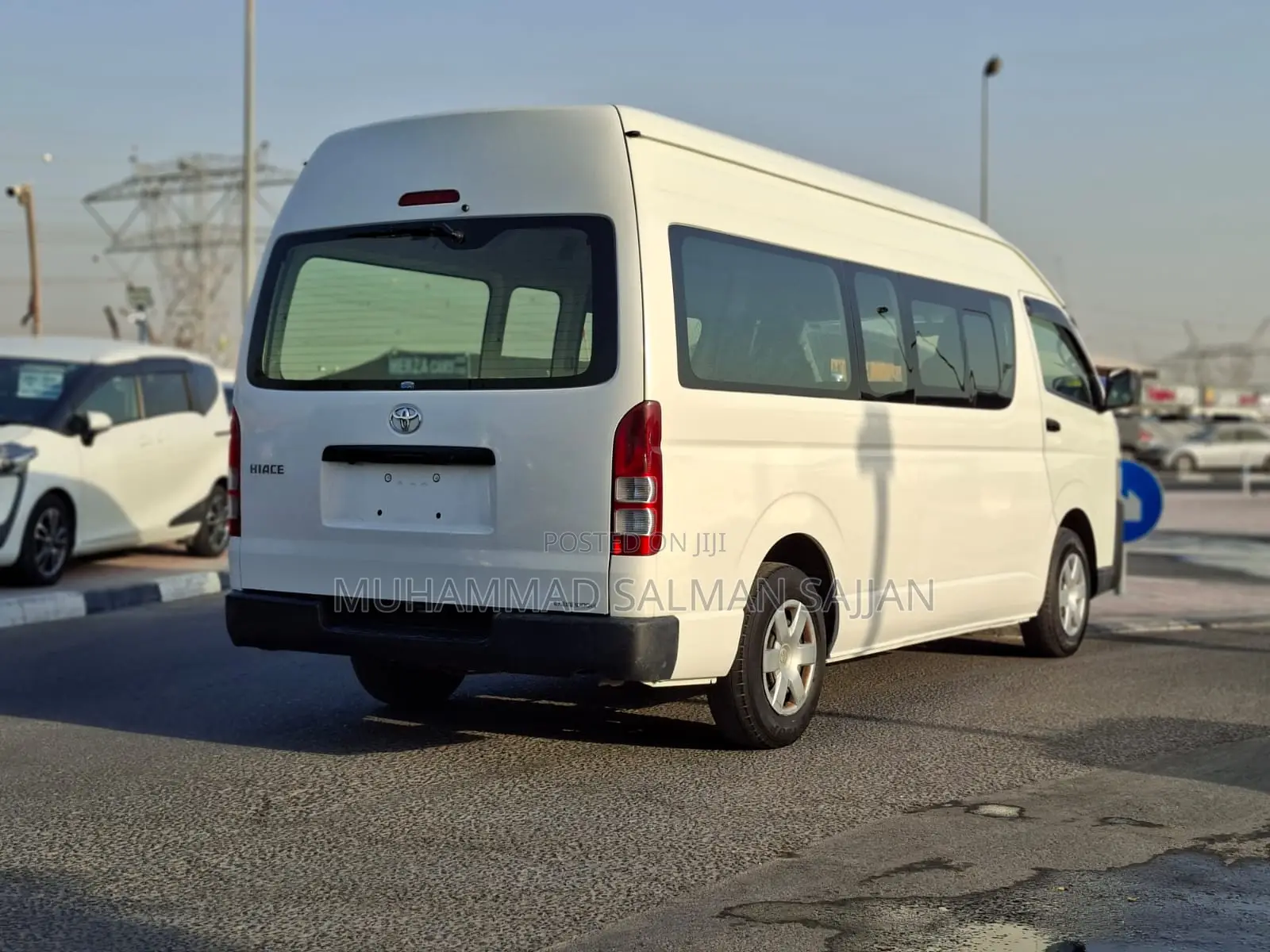 Toyota HiAce 2015 White