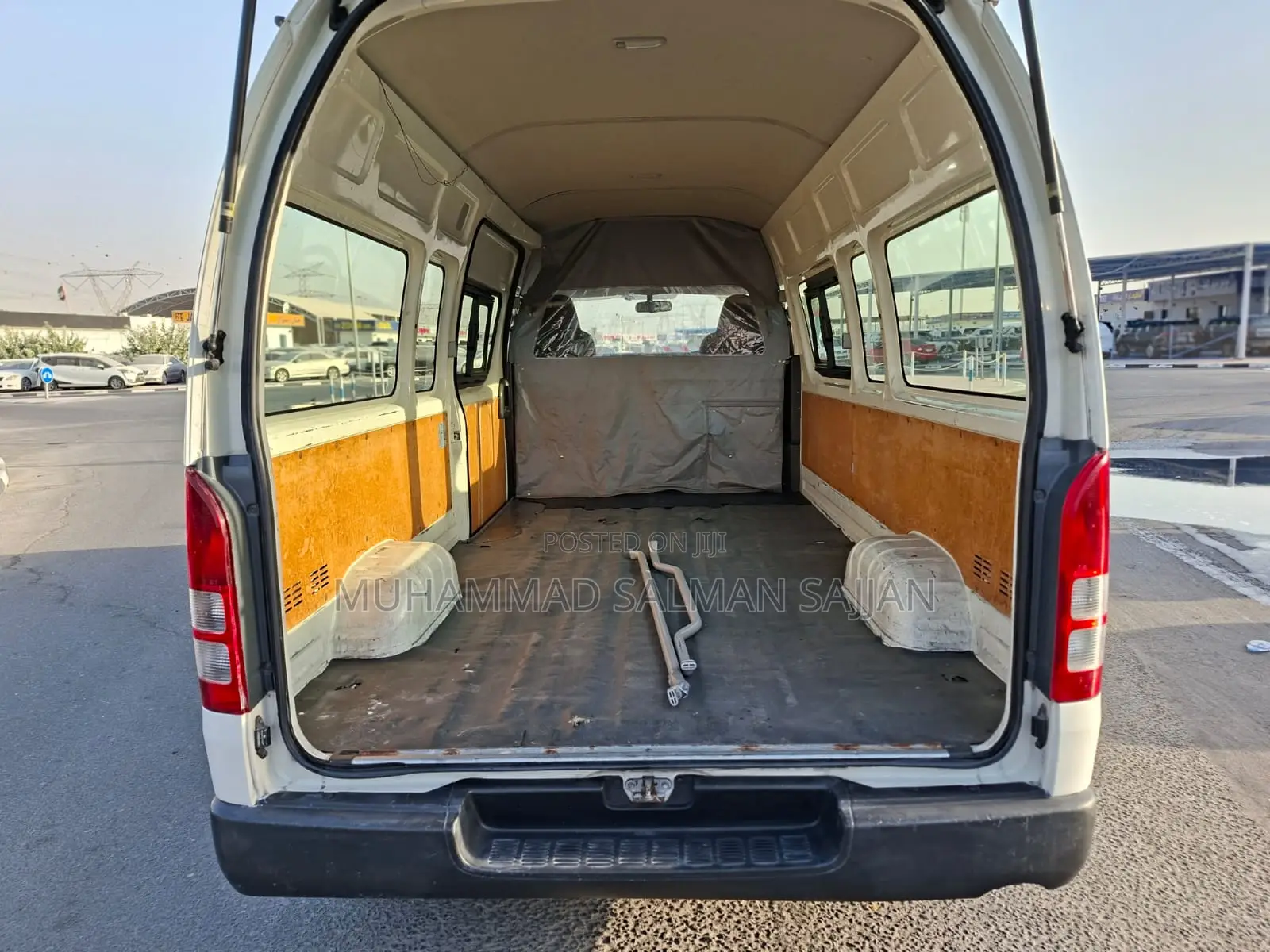 Toyota HiAce 2015 White