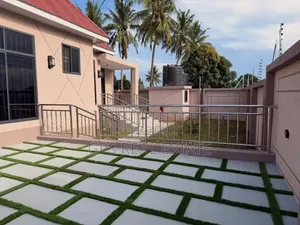 4bdrm House in Boko, Kinondoni for sale