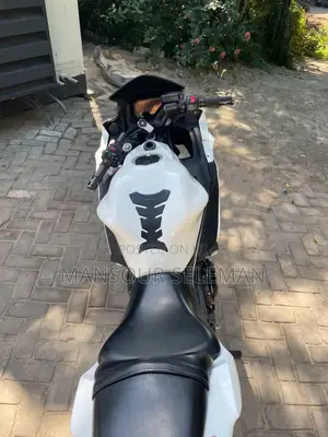Kawasaki Ninja 650 2022 White