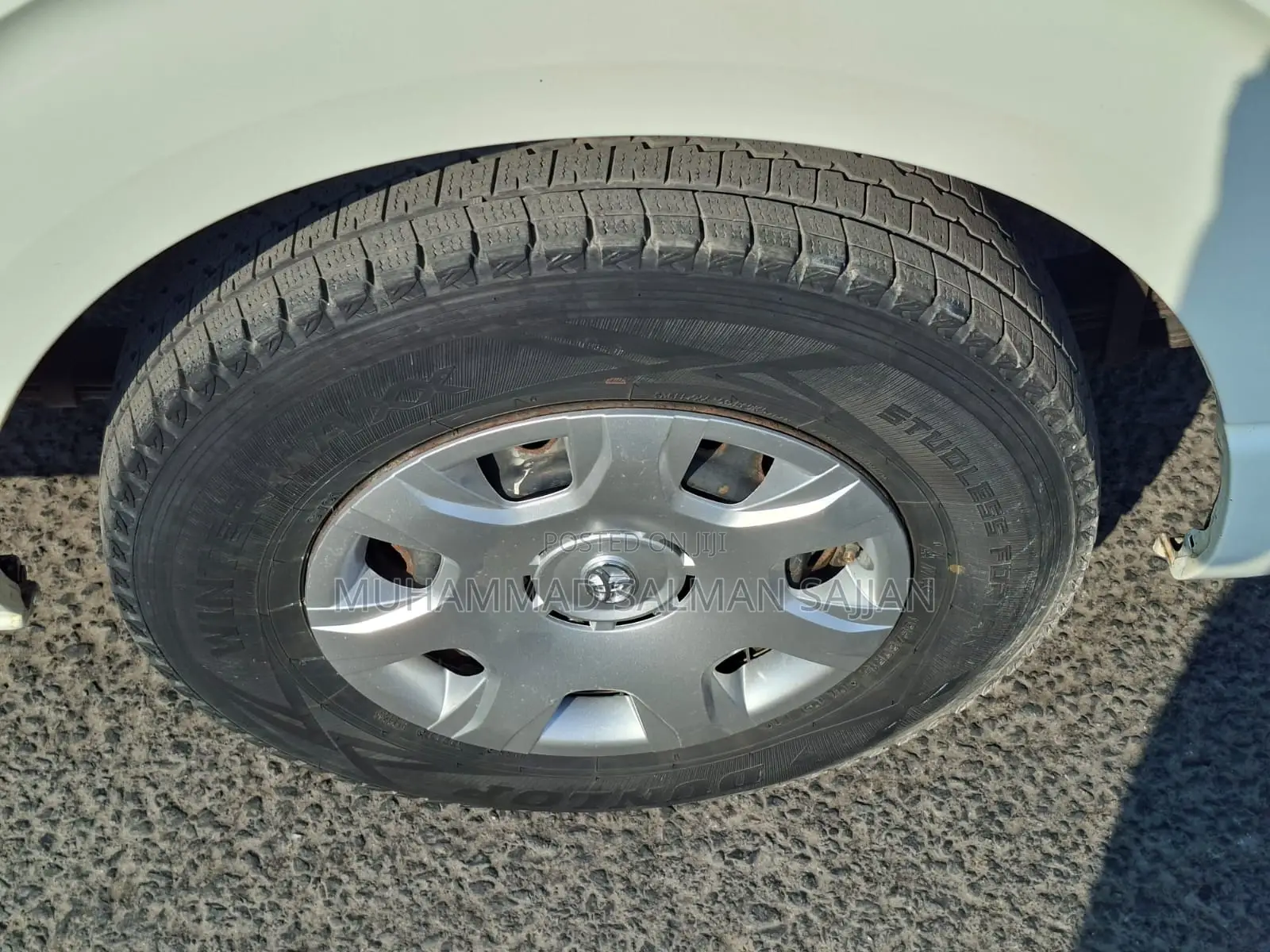 Toyota HiAce 2018 White