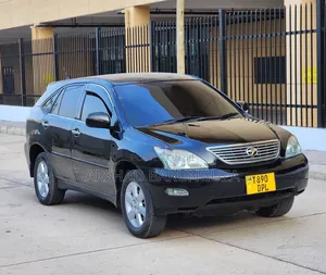 Toyota Harrier 2004 Black