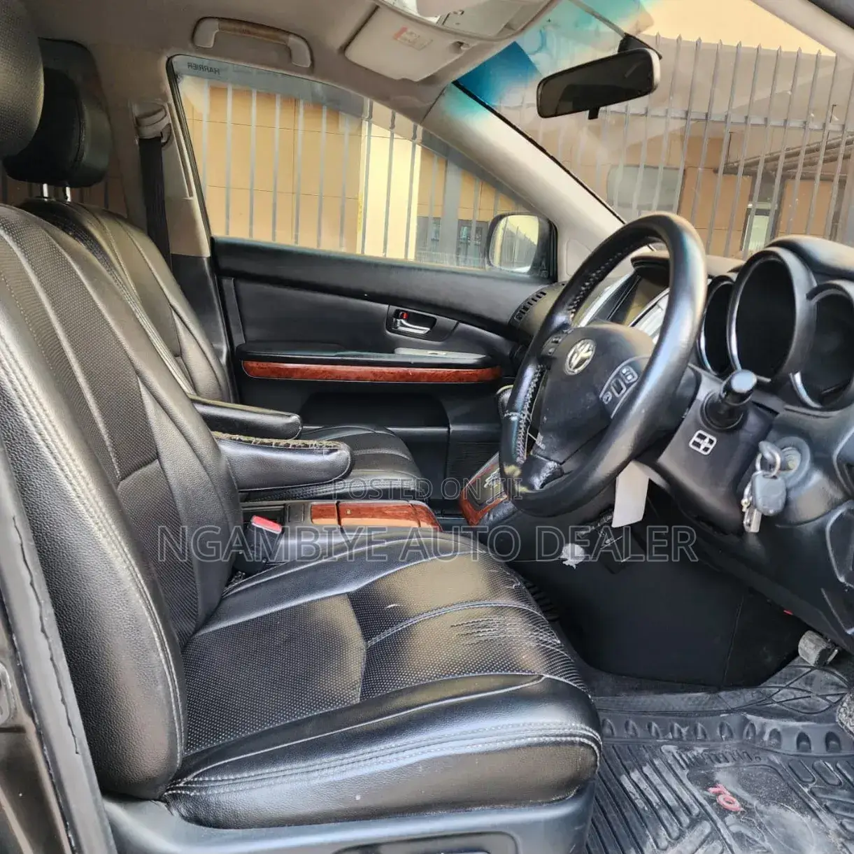 Toyota Harrier 2004 Black