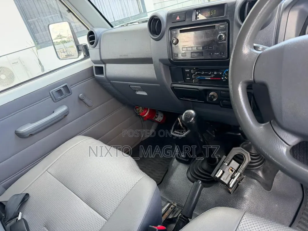 Toyota Land Cruiser 2020 White