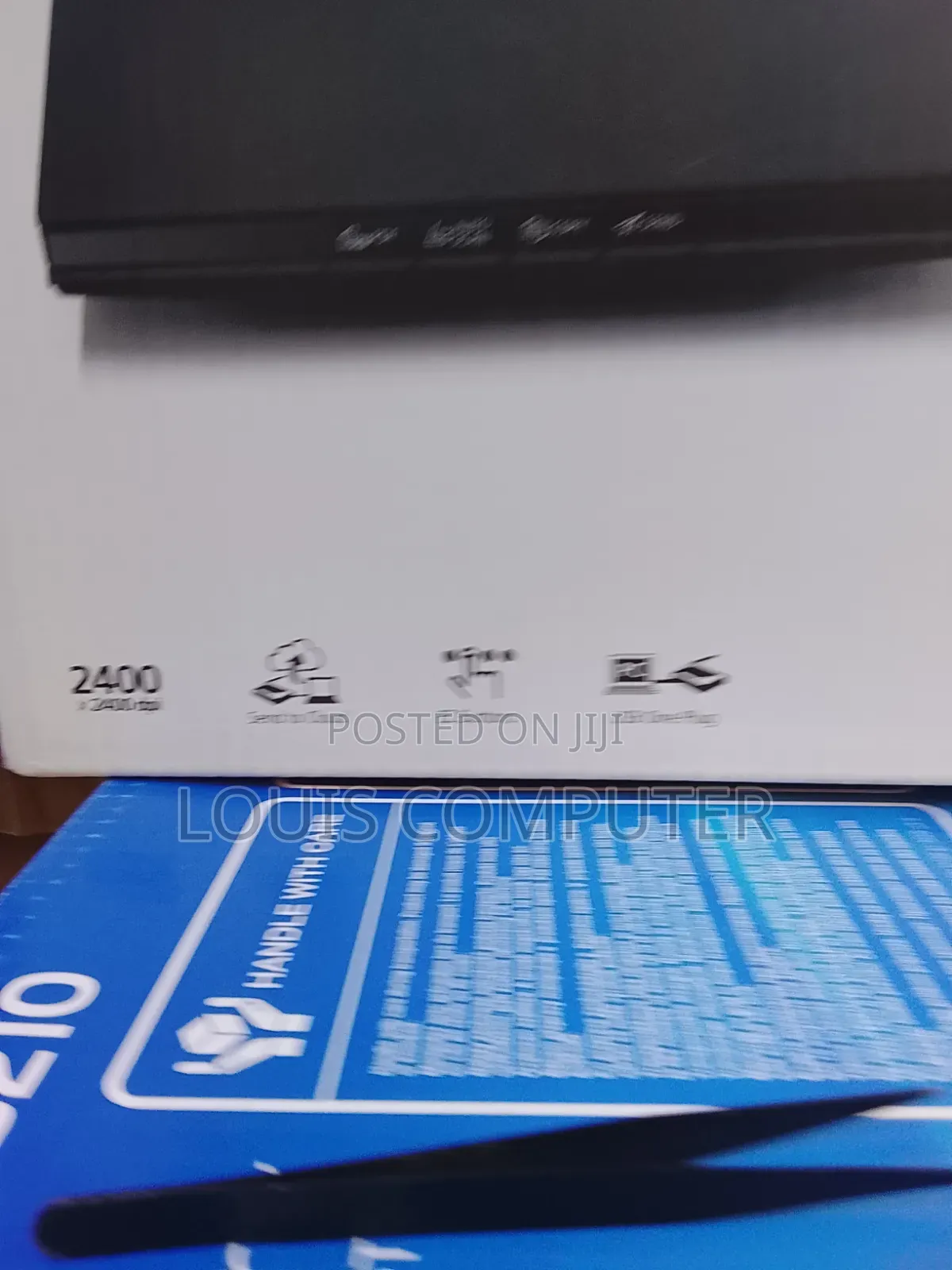 Canon CanoScan Lide 300 Scanner