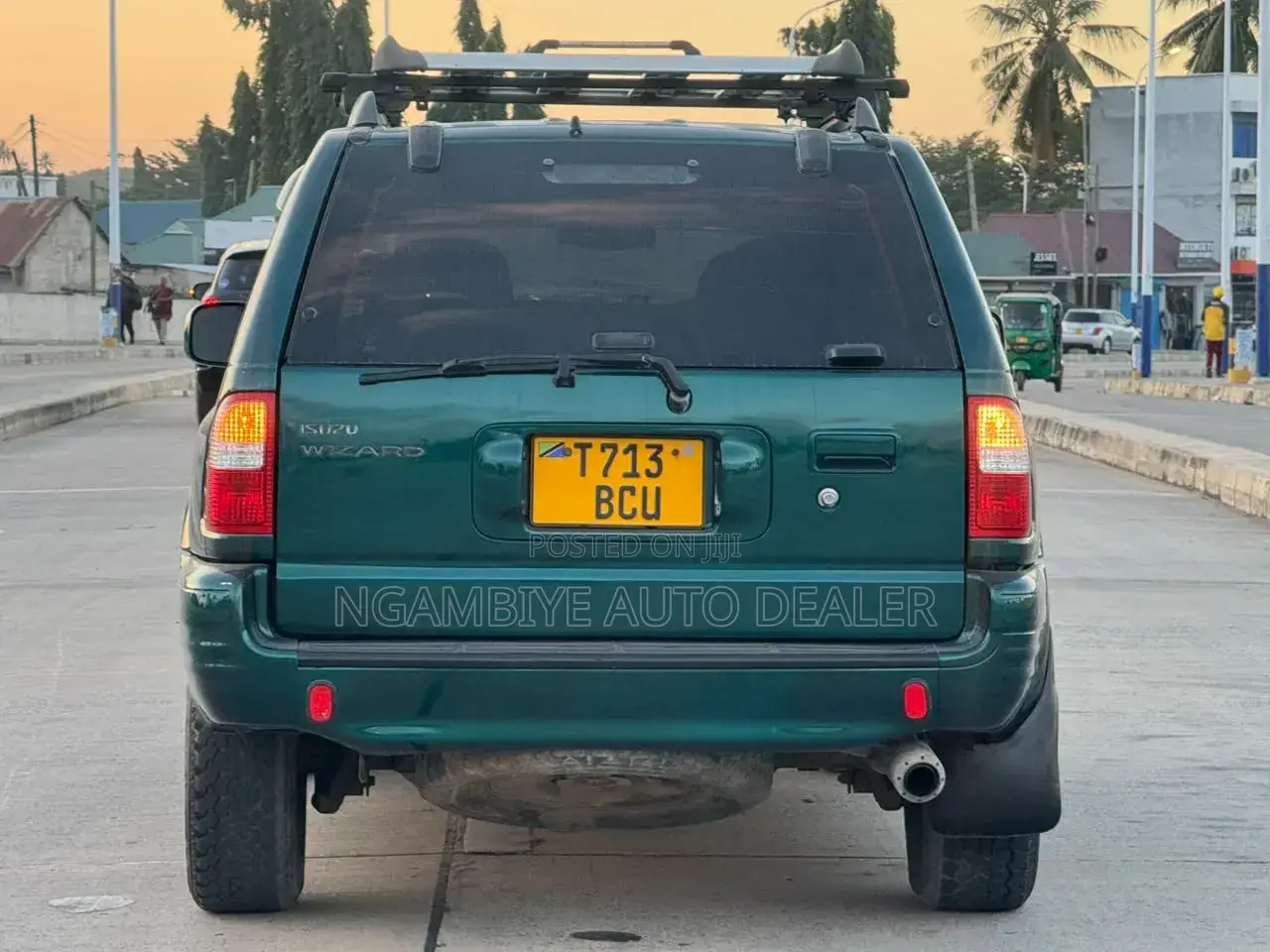 Isuzu VehiCross 2001 Green