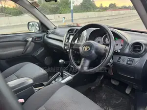 Toyota RAV4 2004 Maroon