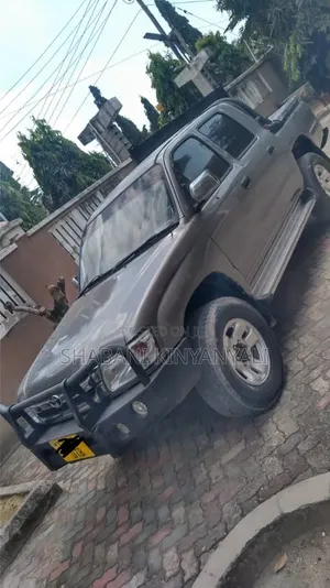 Toyota Hilux 1997 Gray