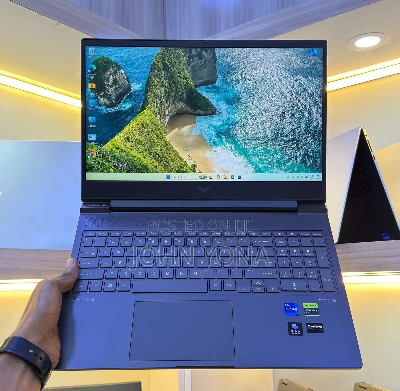 New Laptop HP Victus 16 16GB Intel Core i7 SSD 1T