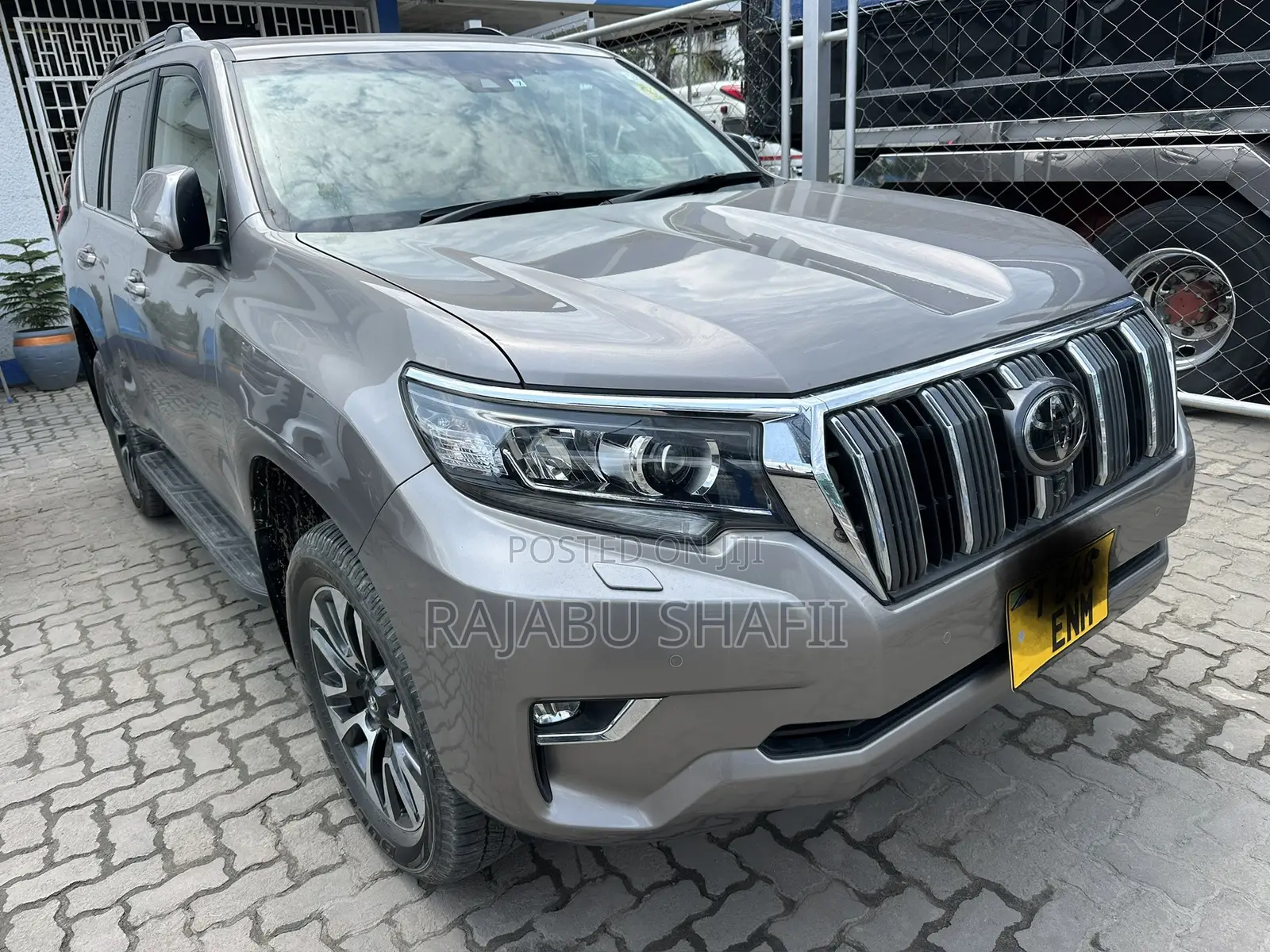 Toyota Land Cruiser Prado 2.8 2022 Gray
