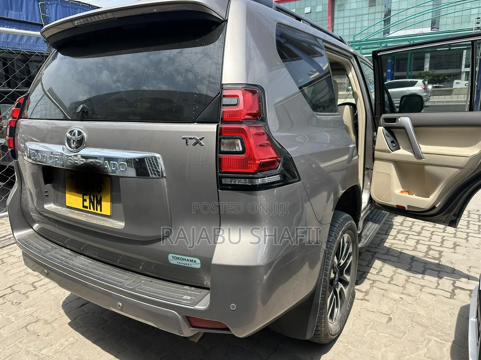 Toyota Land Cruiser Prado 2.8 2022 Gray
