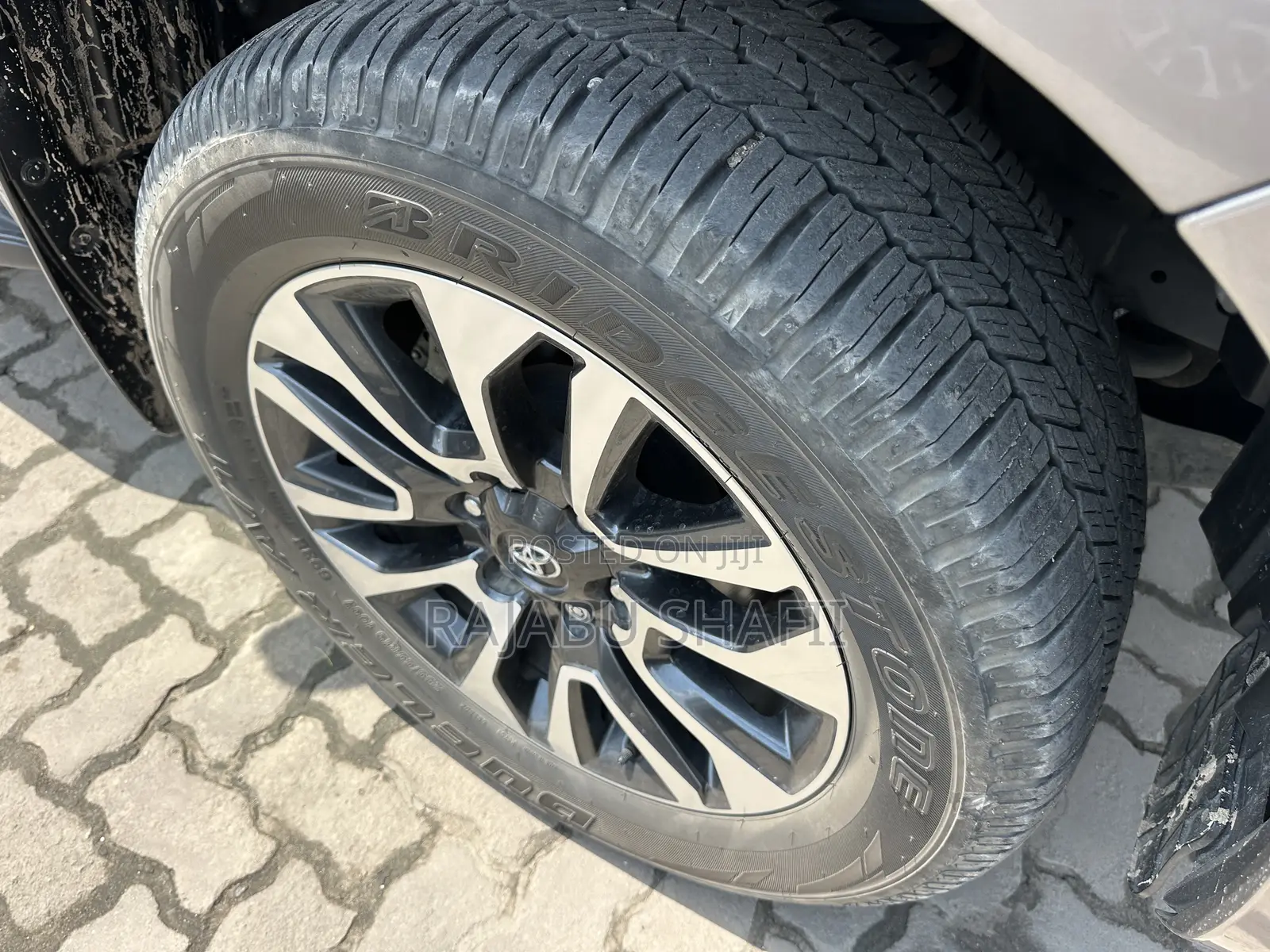 Toyota Land Cruiser Prado 2.8 2022 Gray