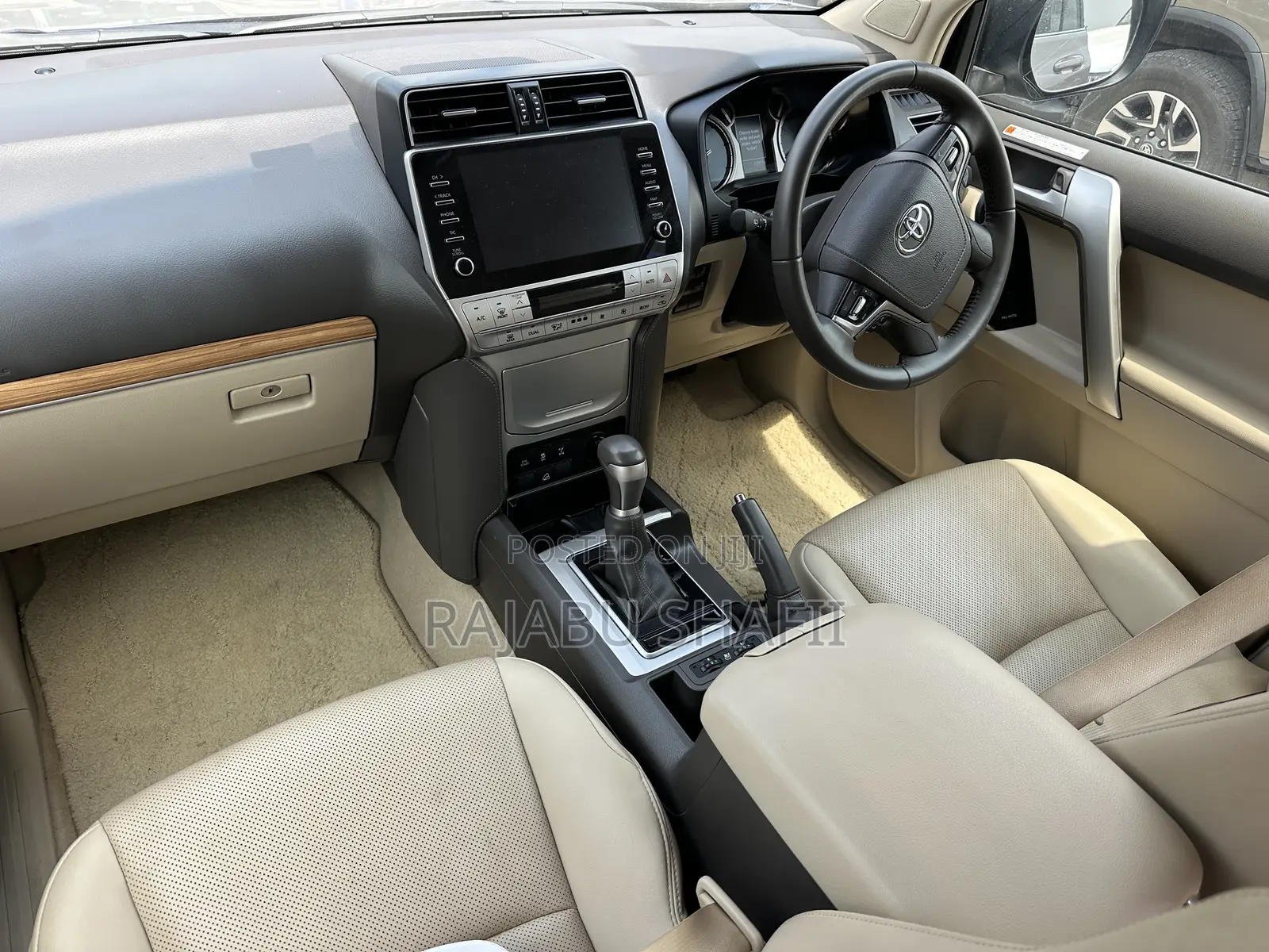 Toyota Land Cruiser Prado 2.8 2022 Gray