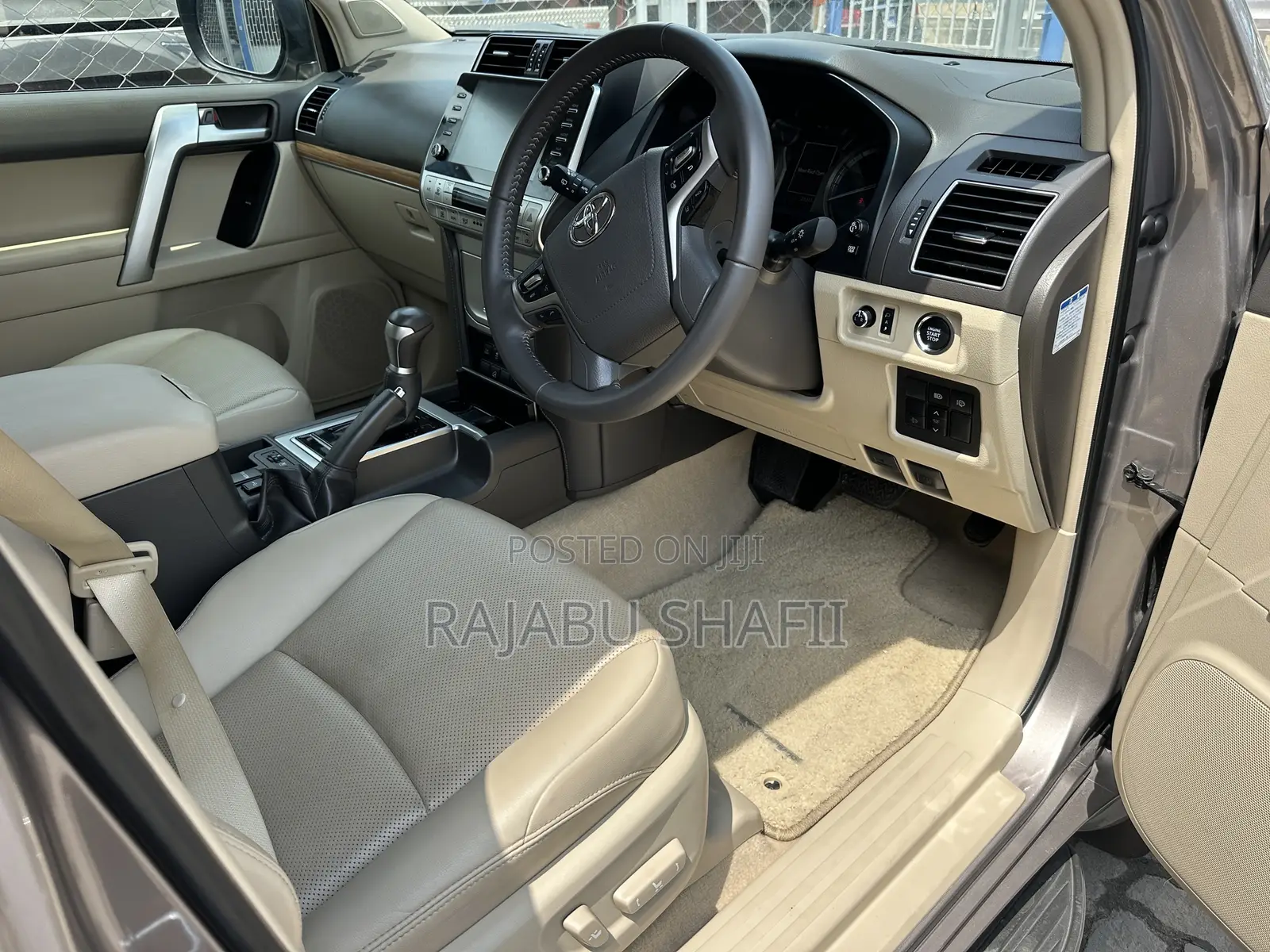 Toyota Land Cruiser Prado 2.8 2022 Gray