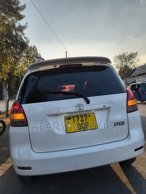 Toyota Corolla Spacio 2004 White