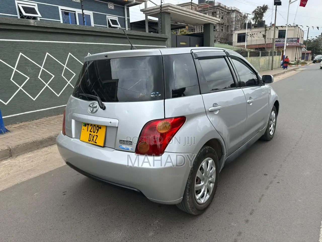 Toyota IST 2004 Silver
