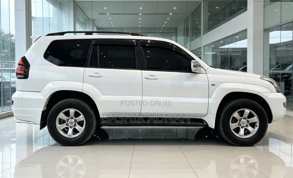 Toyota Land Cruiser Prado 2006 White