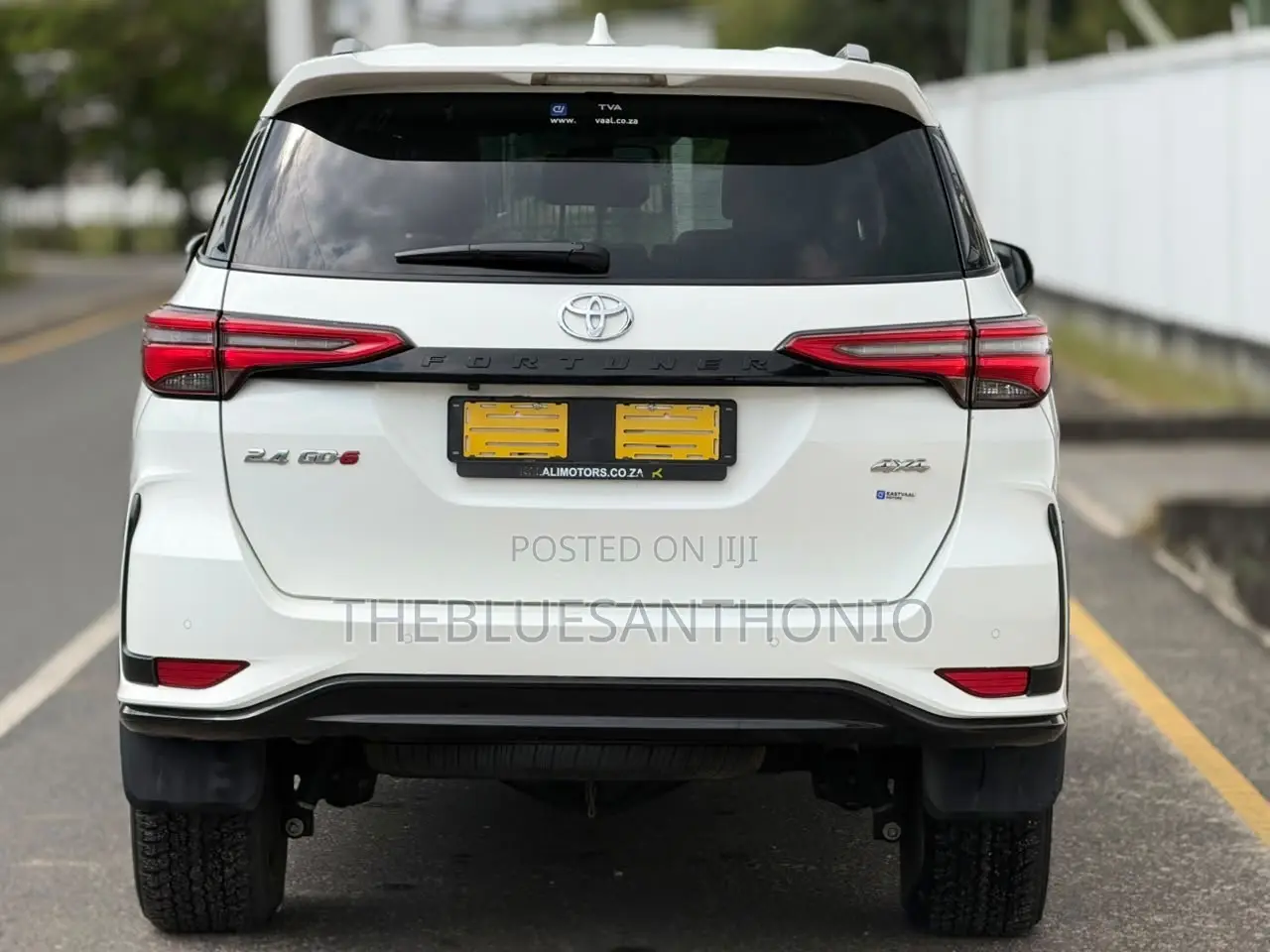 Toyota Fortuner 2024 White