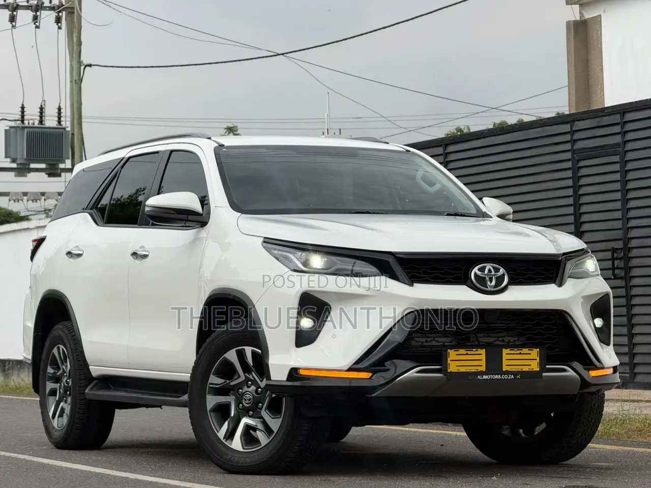 Toyota Fortuner 2024 White