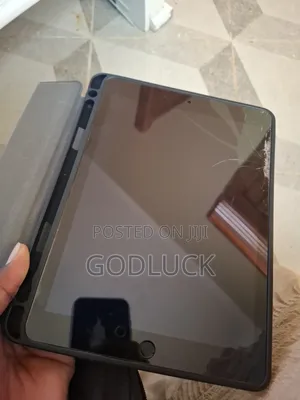 Apple iPad Air 128 GB Silver