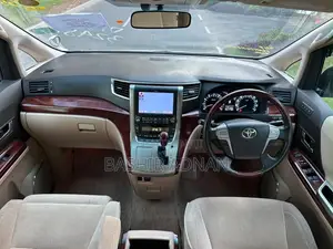 Toyota Alphard 2010 Pearl
