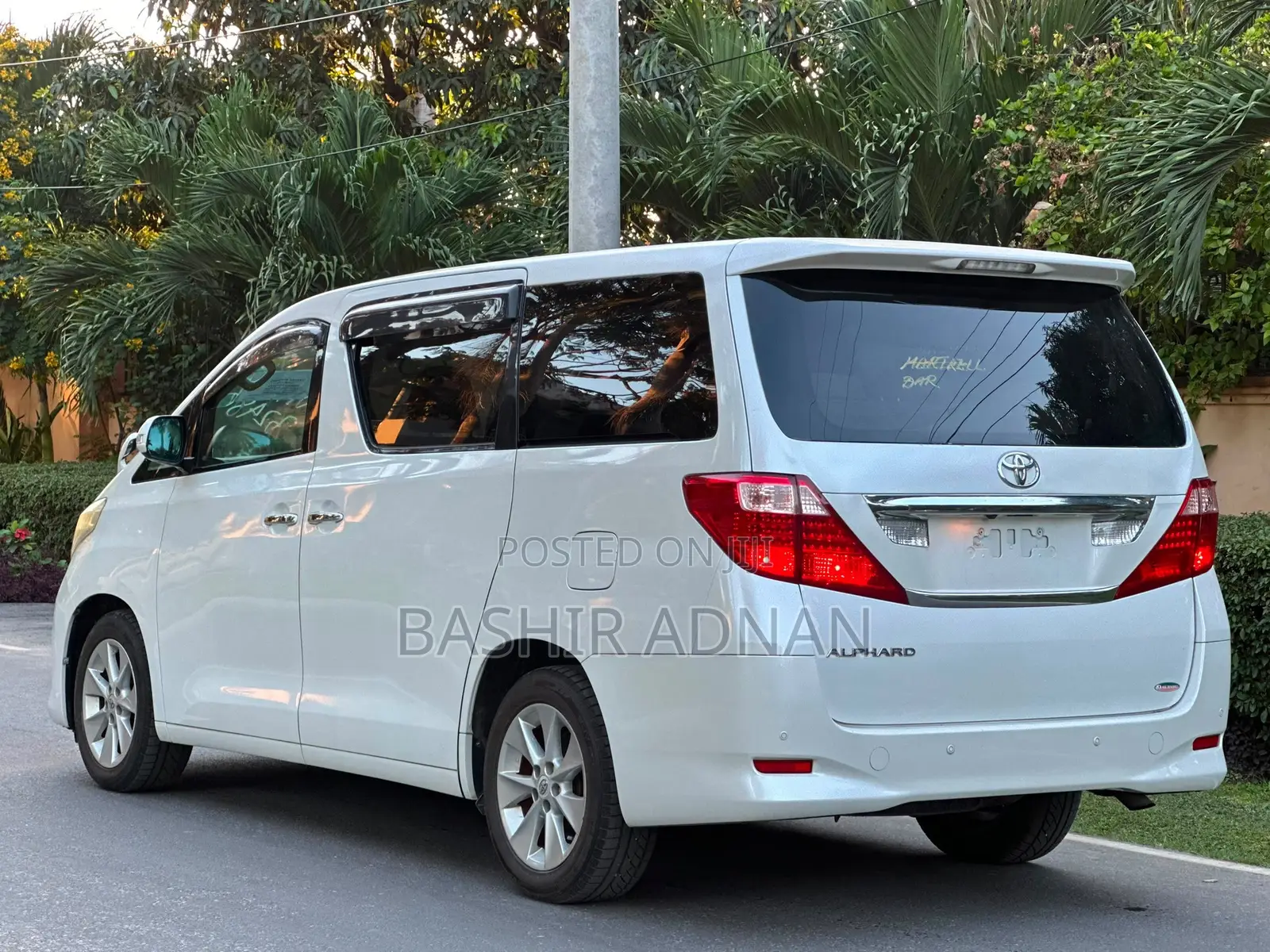 Toyota Alphard 2010 Pearl