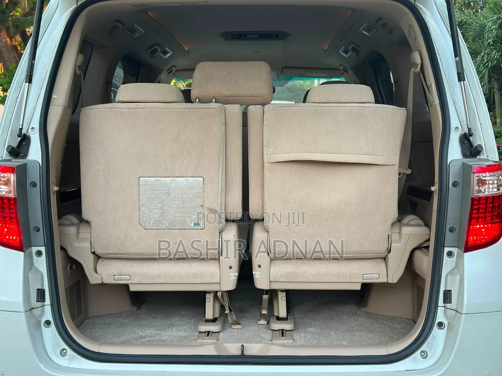 Toyota Alphard 2010 Pearl