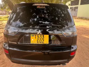 Mitsubishi Outlander 2006 Black