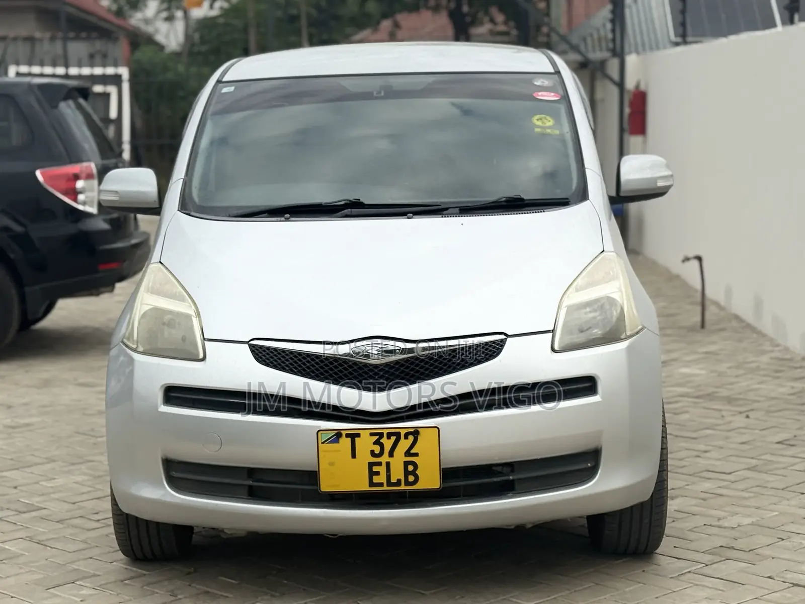 Toyota Ractis 2006 Silver