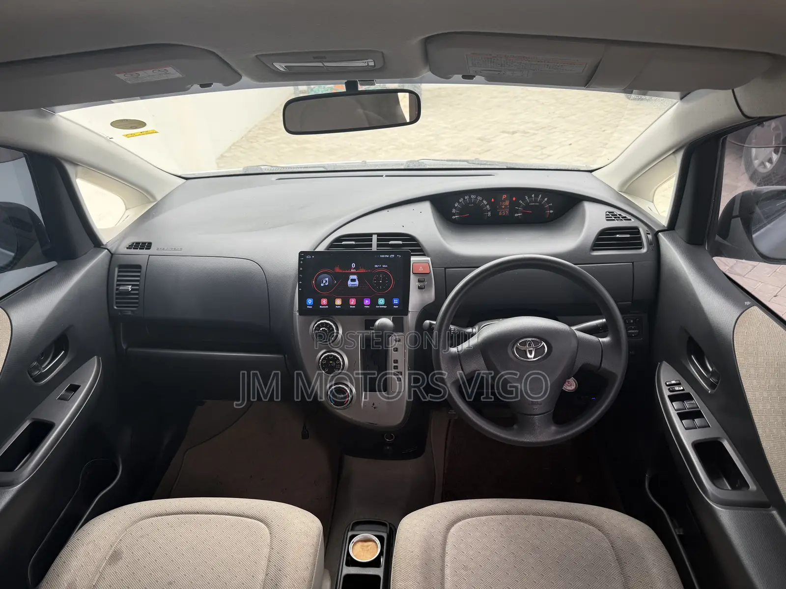 Toyota Ractis 2006 Silver